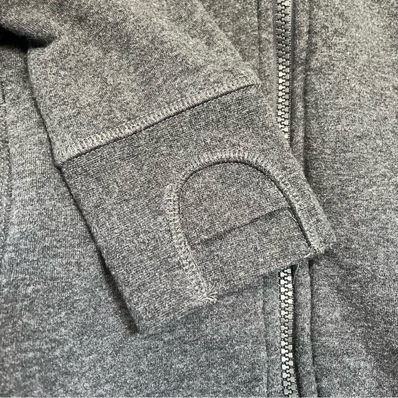 Löle Fleece Hoodie - Picture 3 of 6